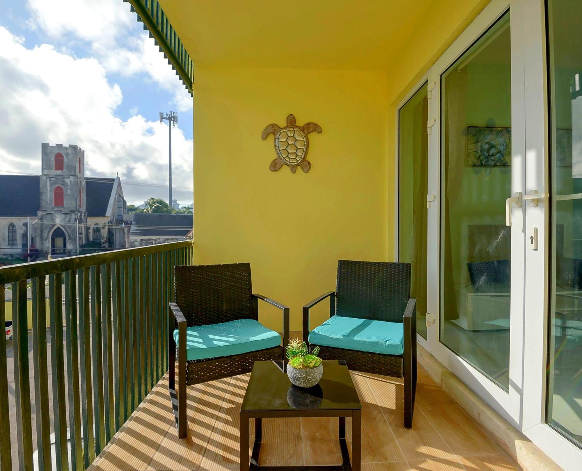 Apartment In Downtown At The Beach Nassau Ngoại thất bức ảnh